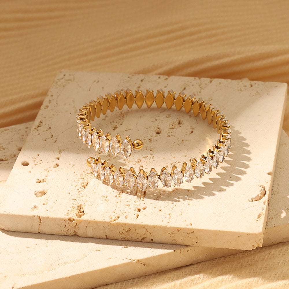 Zircon Crown Bangle – Gold (52.8 mm)