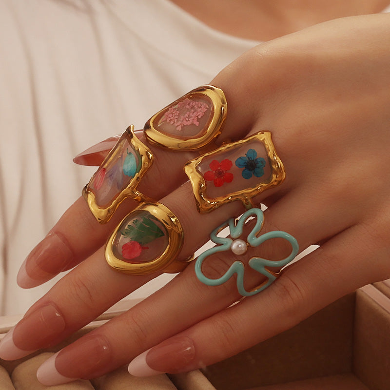 Bloom Enamel Adjustable Ring – Gold