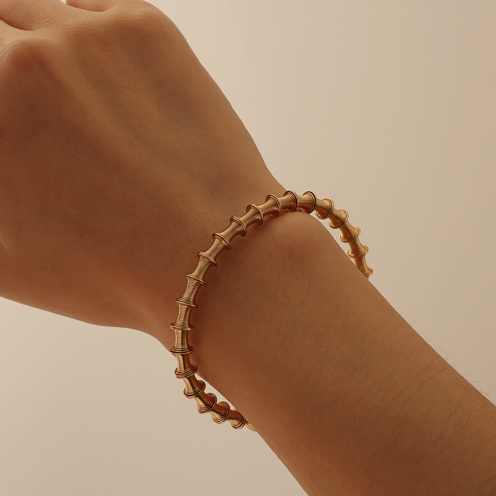 Beaded Edge Bangle – Gold (60 mm)