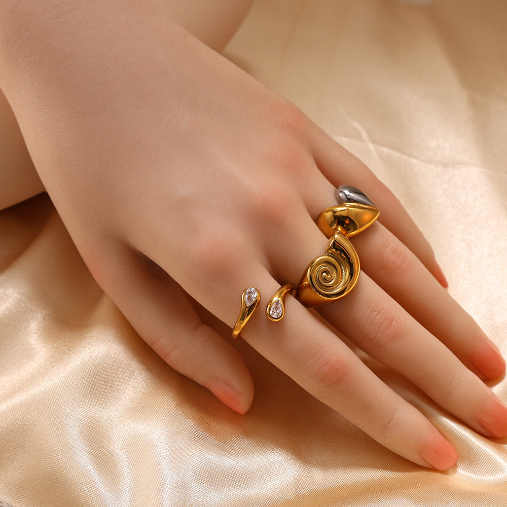 Spiral Dome Ring – Gold