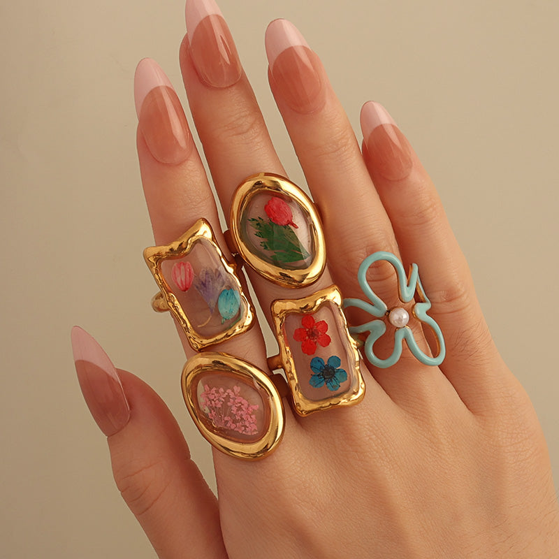 Bloom Enamel Adjustable Ring – Gold