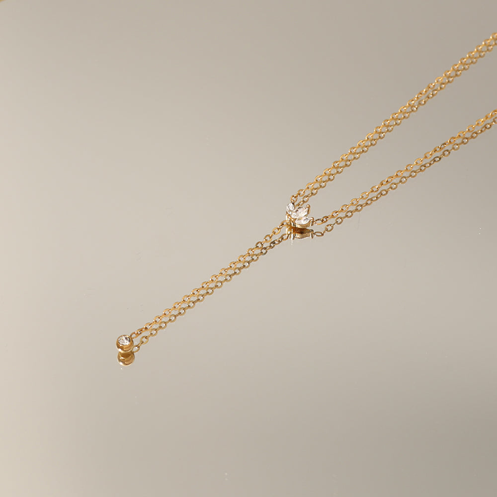 Pearl Drop Curve Necklace – Gold (41 + 5 cm)