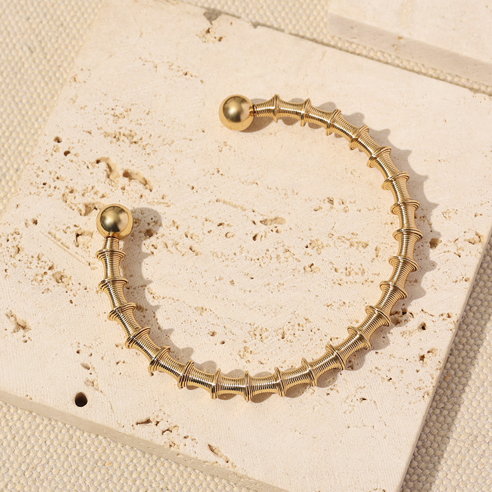 Beaded Edge Bangle – Gold (60 mm)