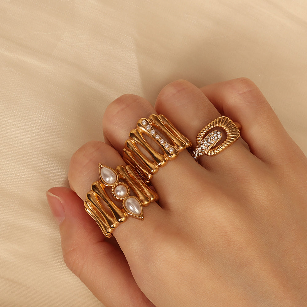 Open Pearl Accent Ring – Gold