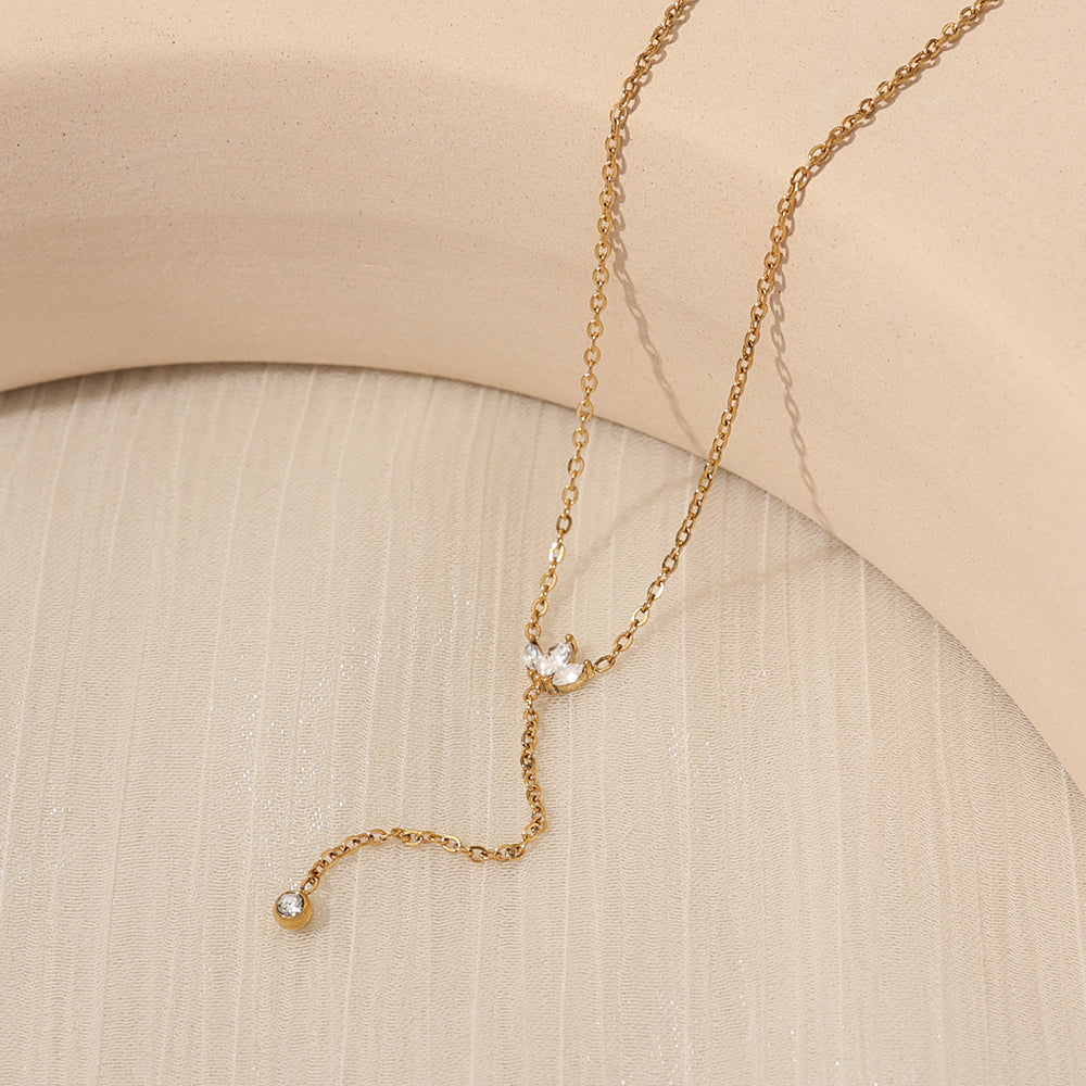 Pearl Drop Curve Necklace – Gold (41 + 5 cm)