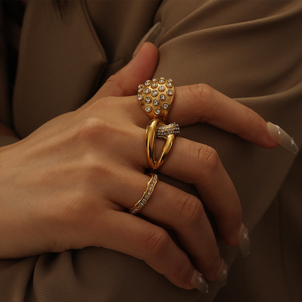 Crystal Row Ring – Gold