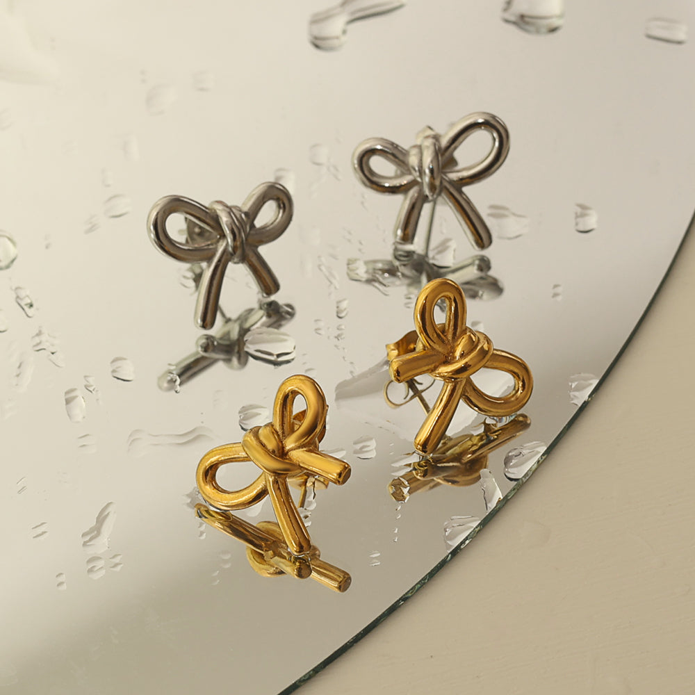 Bow Huggies – Silver