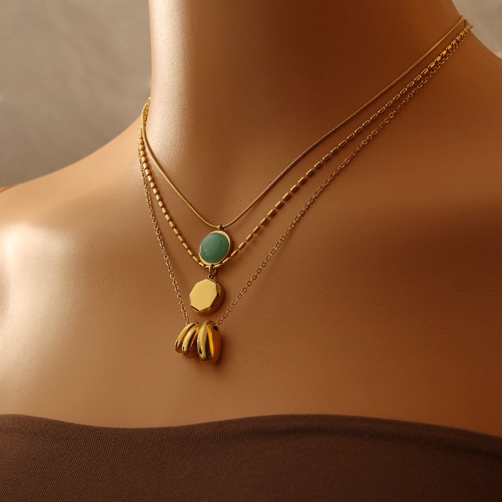 Aqua Disc Pendant Necklace (Acrylic) – Gold