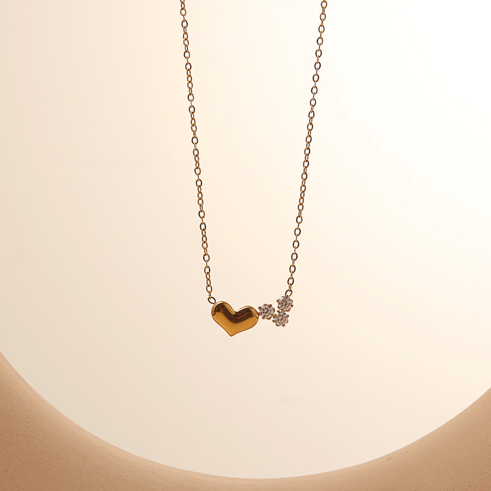 Heart Pendant Necklace – Zircon (Gold)