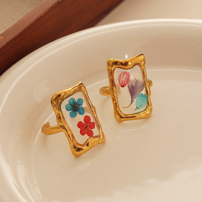 Bloom Enamel Adjustable Ring – Gold