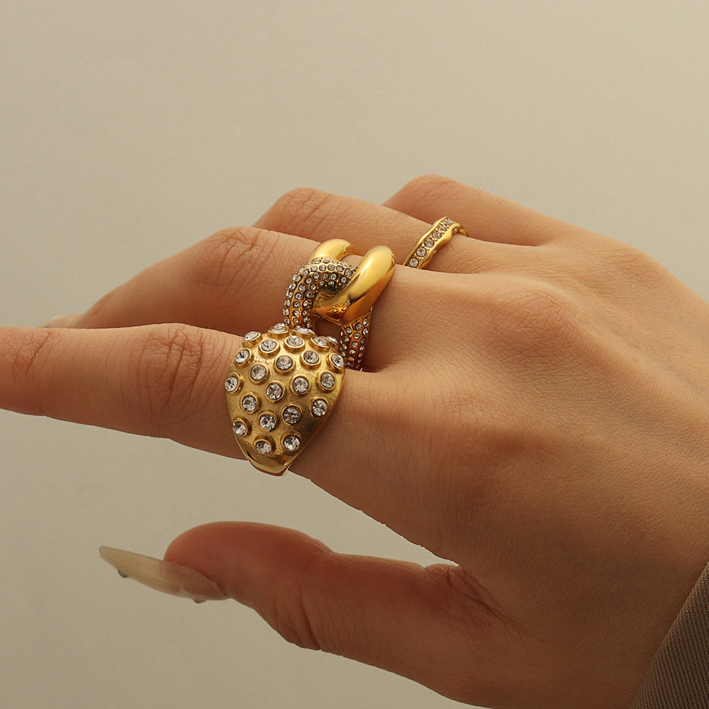 Crystal Row Ring – Gold