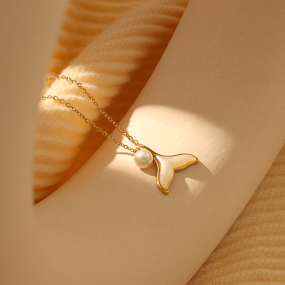 Whale-Tail & Pearl Pendant Necklace – Gold