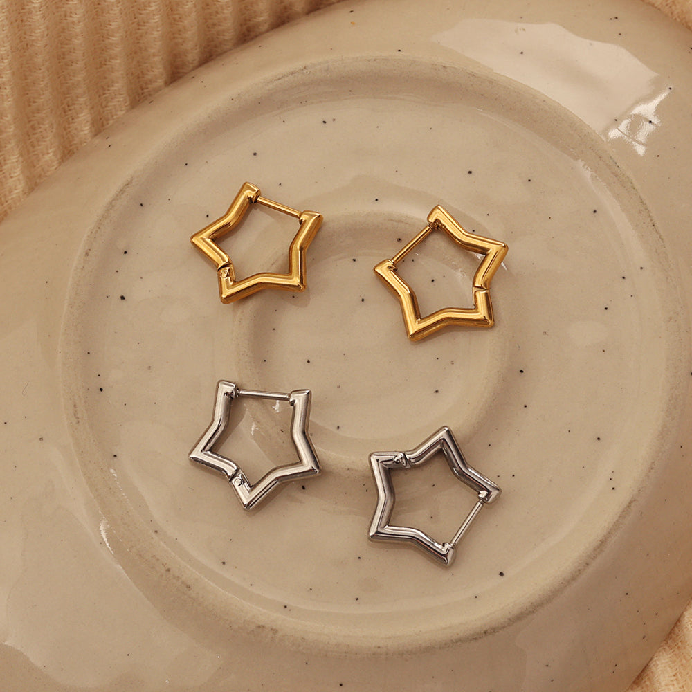 Star Outline Huggies – Gold