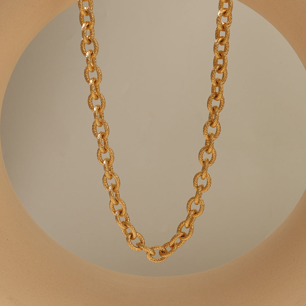 Twist-Link Chain Necklace – Gold