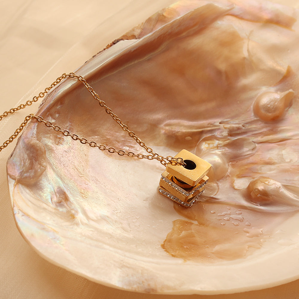 Dual Bar Pendant Necklace – Crystal (Gold)