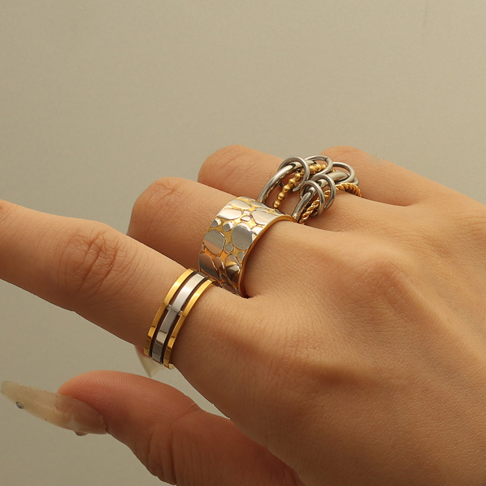 Wide Geo Cuff Ring – Gold