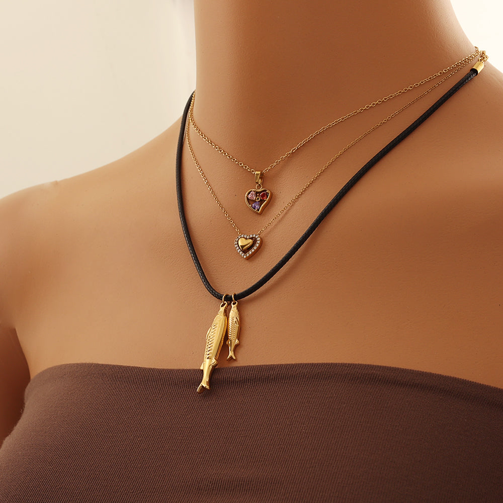 Heart Halo Pendant Necklace – Gold