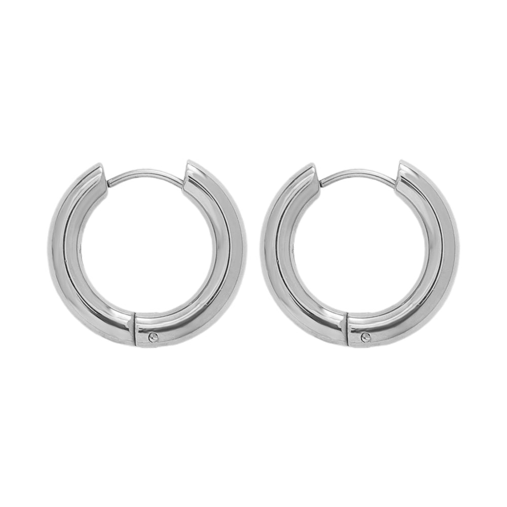 Sleek Mini Hoops – Silver (22 × 4 mm)