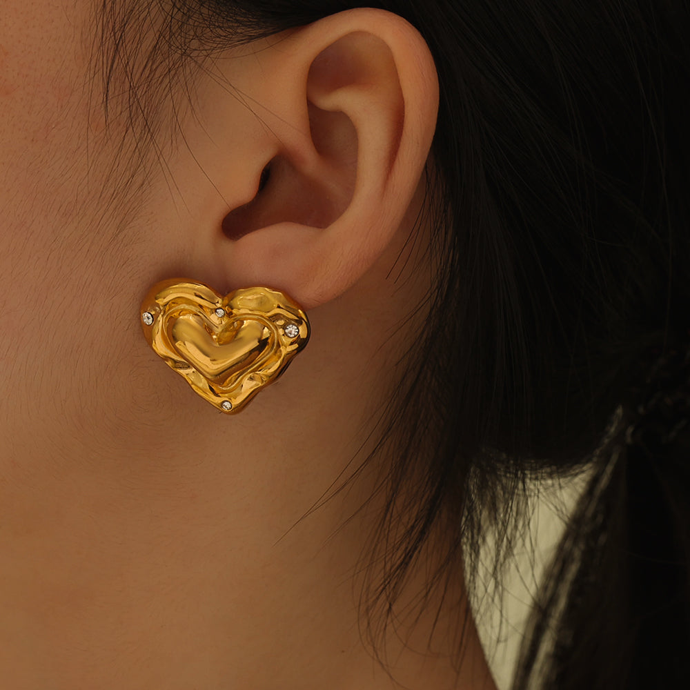 Puffy Heart Huggies – Gold (27 × 22.8 mm charm)