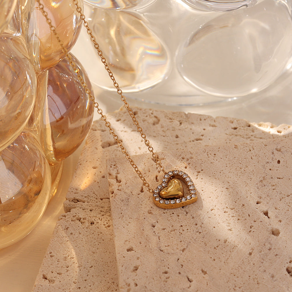 Heart Halo Pendant Necklace – Gold