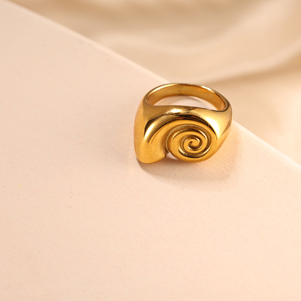 Spiral Dome Ring – Gold