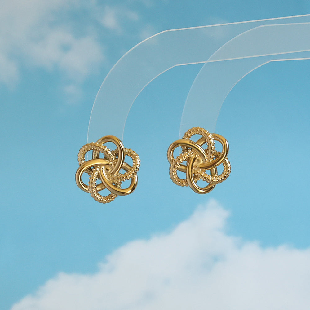 Textured Knot Huggies – Gold (18.5 mm)