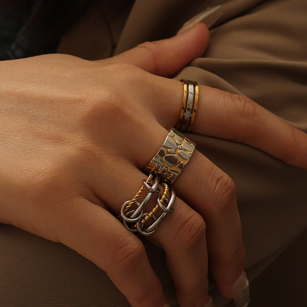 Wide Geo Cuff Ring – Gold